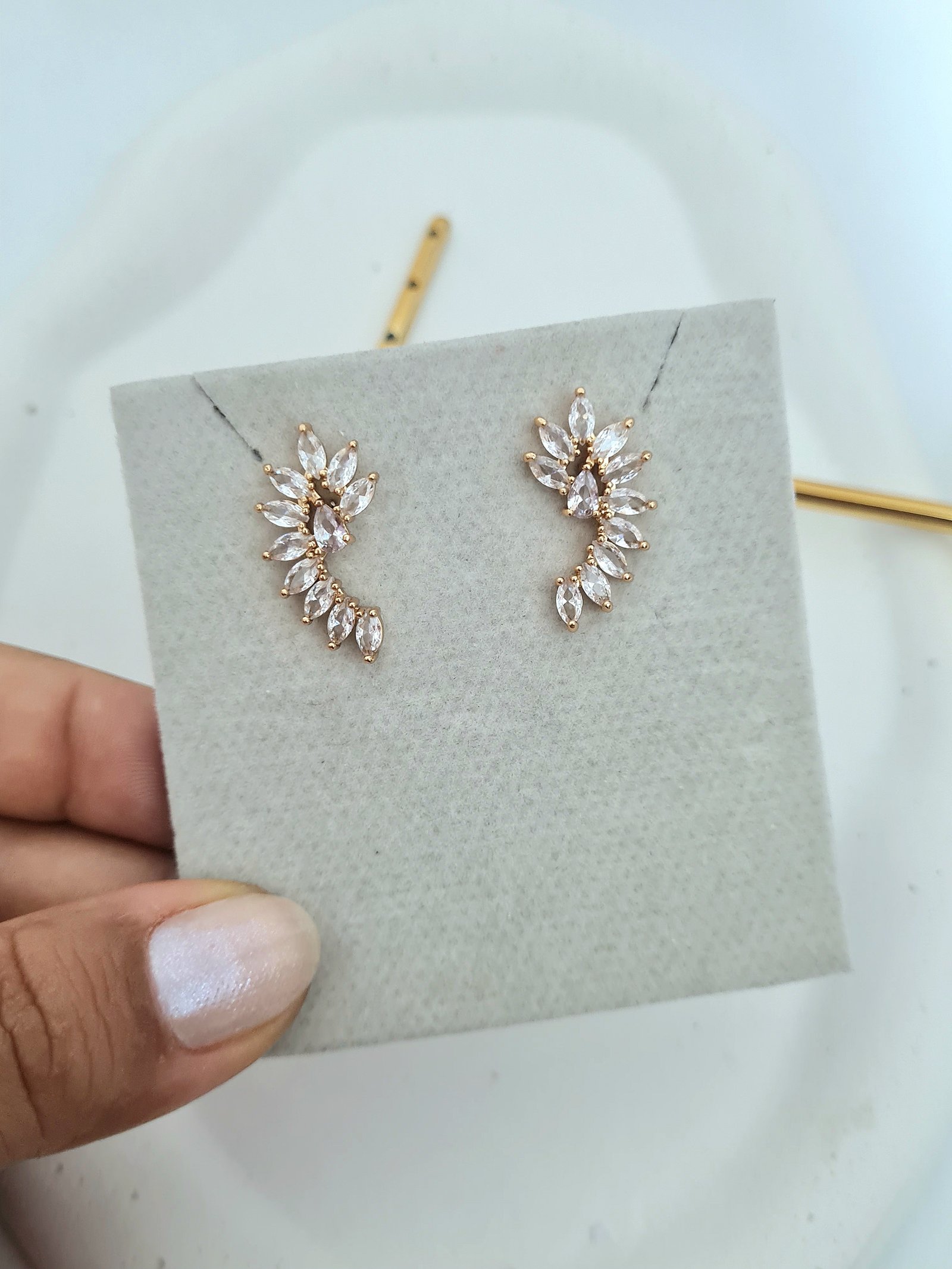 Ear Cuff cristal Folhagem